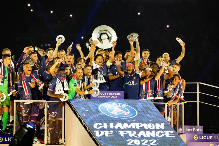 德国俱乐部上座人数排名：多特81365人居首，拜仁75000人次席（德国俱乐部上座榜：多特81365人居首，拜仁75000人次席）