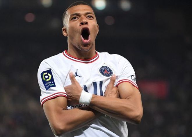 冠军级投入！中超外援年薪前10名曝光：山东泰山占3人！（冲冠级豪掷！中超外援年薪Top10出炉，山东泰山三将上榜）