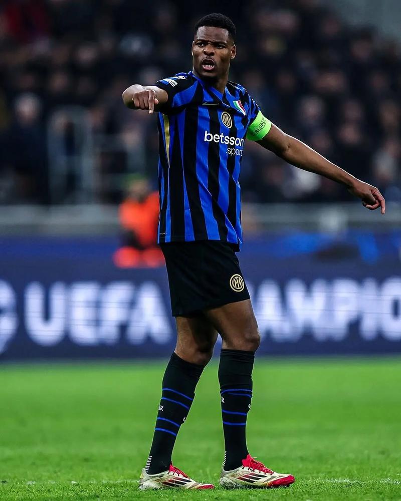 足球联赛最佳助攻球员排行榜