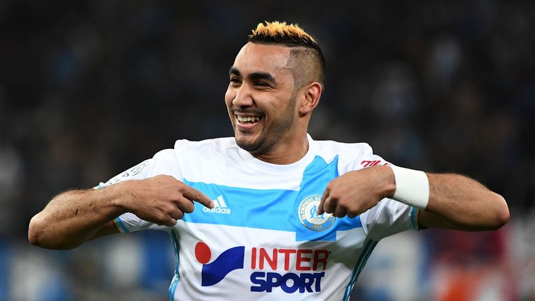 MVP+梅开二度：孔德vs法兰克福个人集锦（孔德个人集锦：对阵法兰克福荣膺MVP并梅开二度）