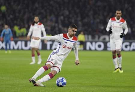 掘金约基奇三双末节爆发（约基奇砍下三双 末节带领掘金爆发）