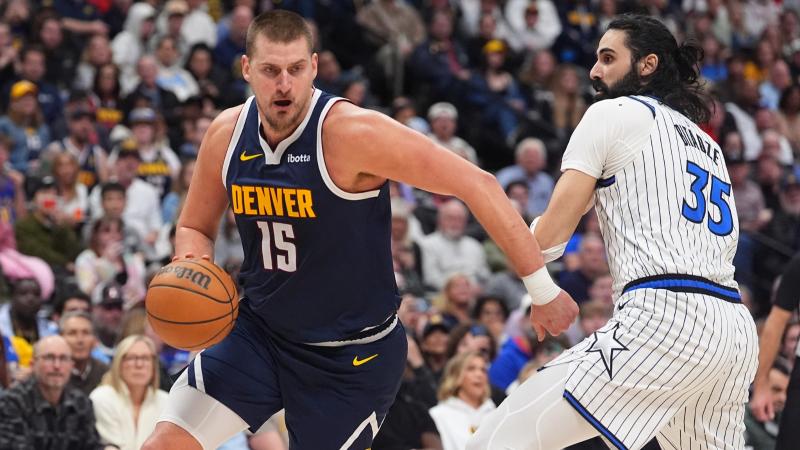 库库：切尔西在逐步走上正轨；在国家队走过的路不容易（库库：切尔西一步步回归正轨；国家队之路并不轻松）