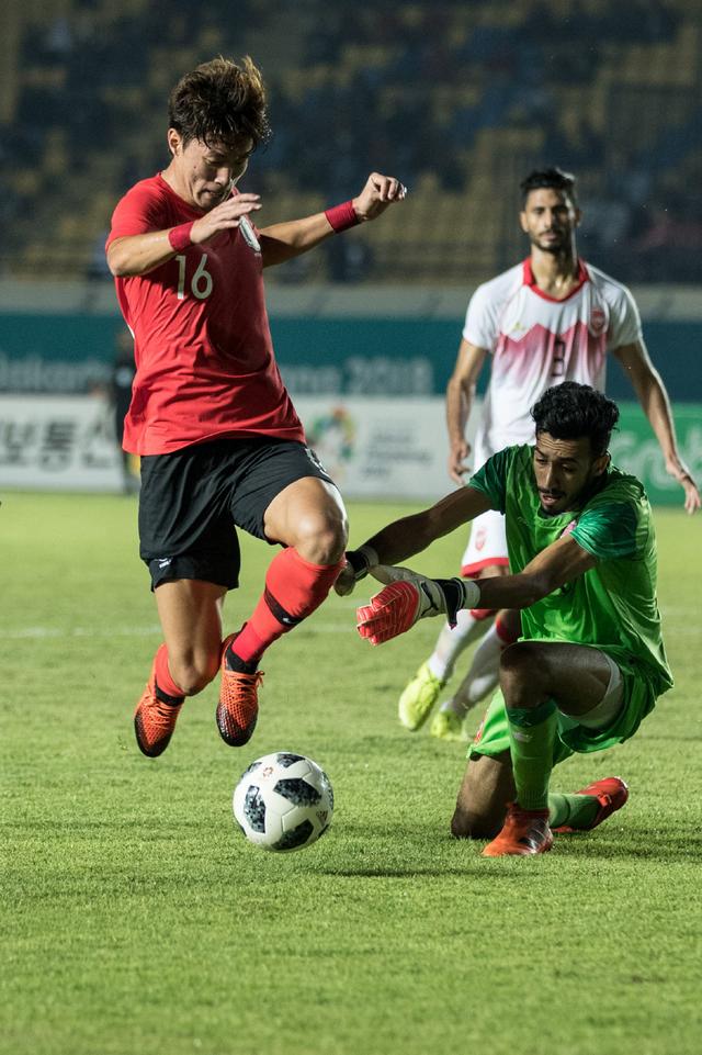 阿圭罗：拉什福德在巴萨表现出色，看起来非常适应球队（阿圭罗：拉什福德在巴萨状态上佳，已很好融入球队）