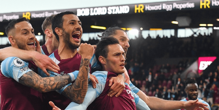 谢文能：感谢一年来支持球队的所有人，谢谢你们的支持和陪伴（谢文能：感恩这一年所有支持与陪伴球队的你们）