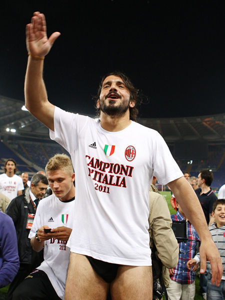 德甲前瞻：勒沃库森为保前四必须争胜，科隆已1个多月未获胜（德甲前瞻：勒沃库森为巩固前四势在必胜，科隆已逾一月未尝胜绩）