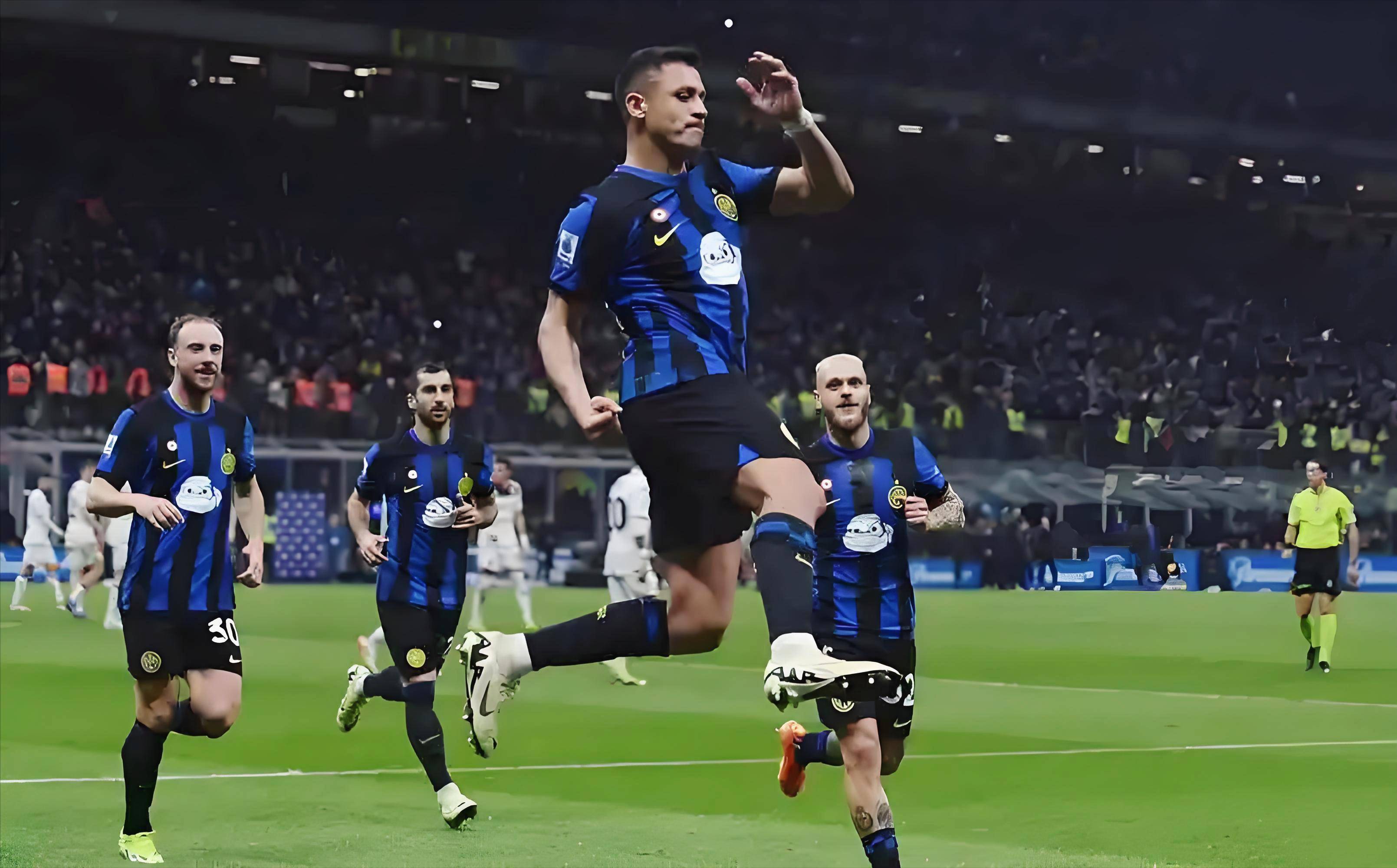 东体：李可有可能重新入选国足，门将位置可能保留个别老将（国足或迎调整：李可有望回归，门将位置可能继续保留部分老将）