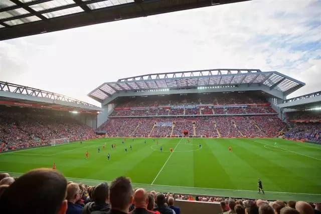 教练组及保障团队定妆照来袭！（教练组与保障团队定妆照亮相！）