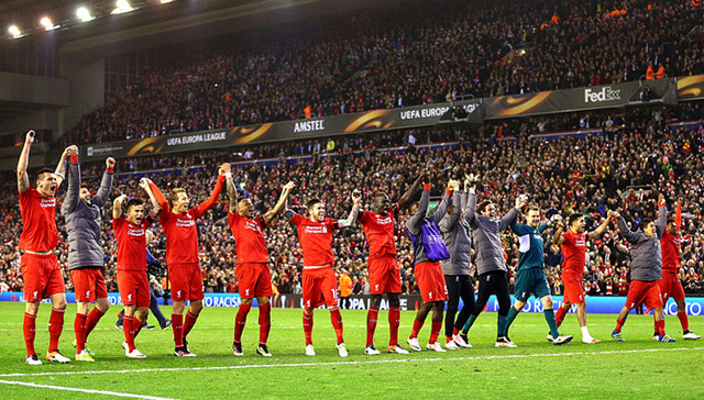 马德兴：中国足球受冷遇因成绩没突破，地方超火爆是大众怒其不争（马德兴：国足成绩难破局致整体遇冷，地方热度高因球迷恨铁不成钢）