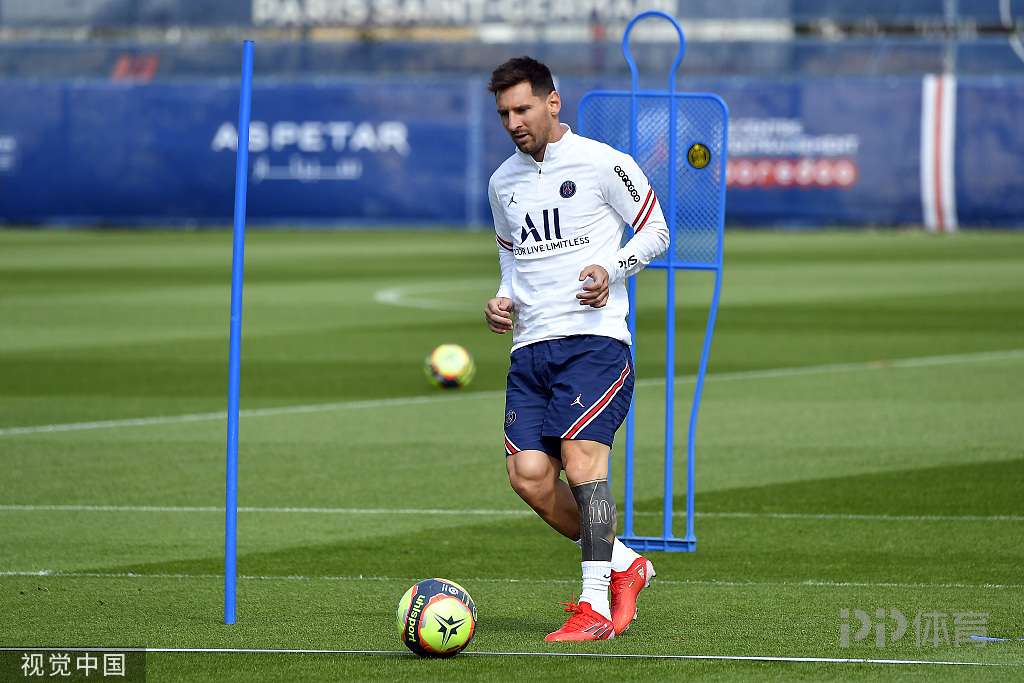 李璇：据我所知，现在球员的阴阳合同还有不少（李璇称：目前球员“阴阳合同”现象仍然不少）